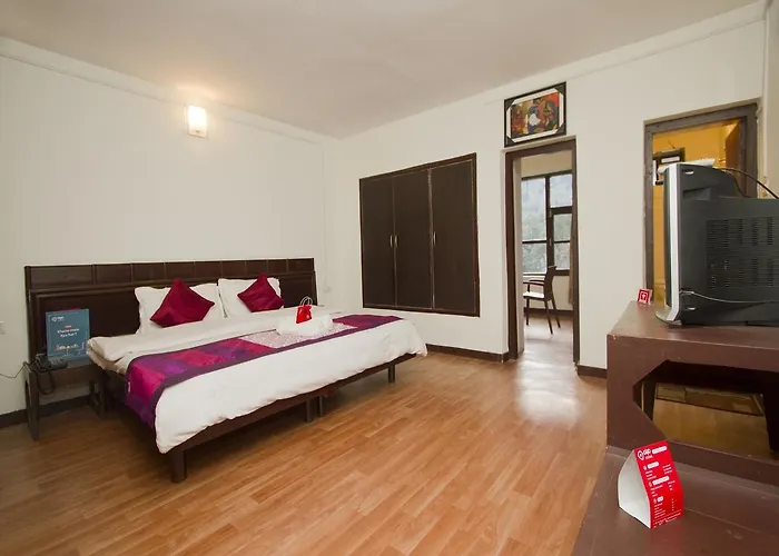 Oyo 3506 Hotel Him Shakti